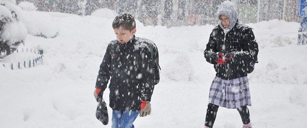 İstanbul, Çanakkale, Kırklareli ve Balıkesir’de eğitime kar engeli