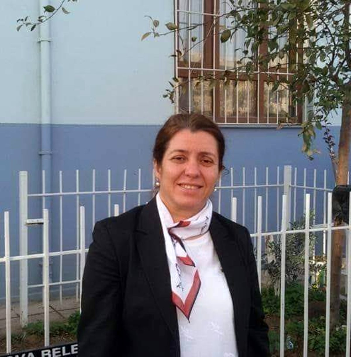 Eskişehir’de görev yapan Fatma öğretmen ile eşi İzmir depreminde hayatını kaybetti
